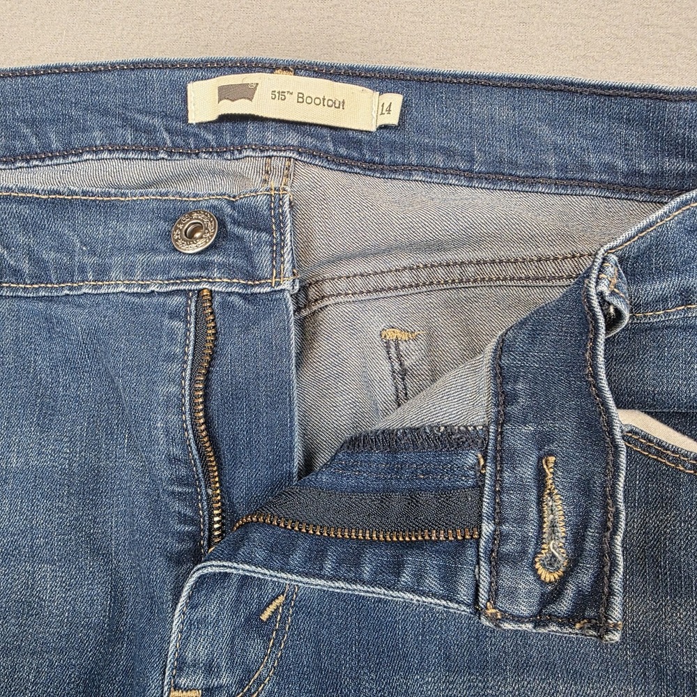 Vintage Levi's 515 Jeans Women 34x30 Low Rise Boot Cut Stretch Size 14 Y2K - Picture 7 of 10